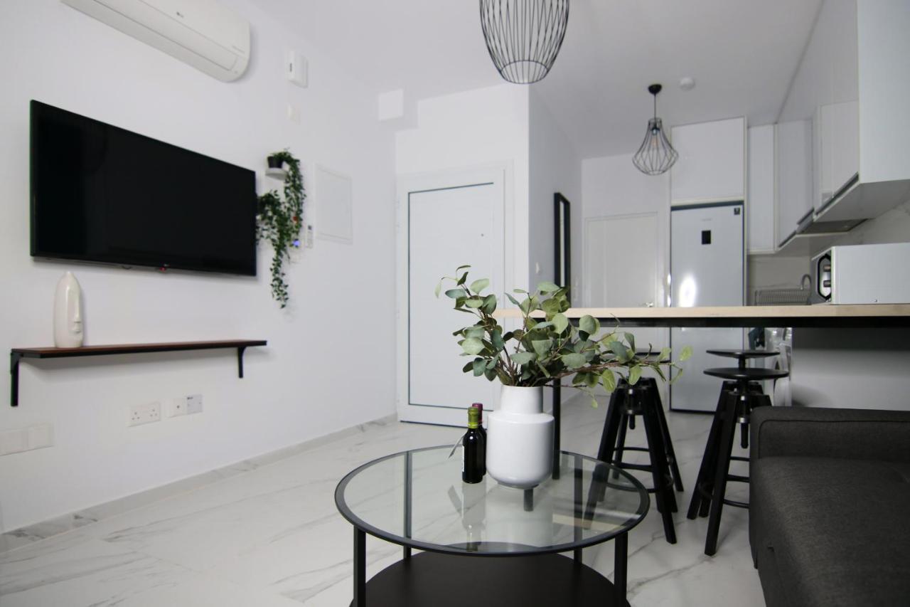 Phaedrus Living Seaside Romantic Flat Limnaria 123 Paphos Buitenkant foto